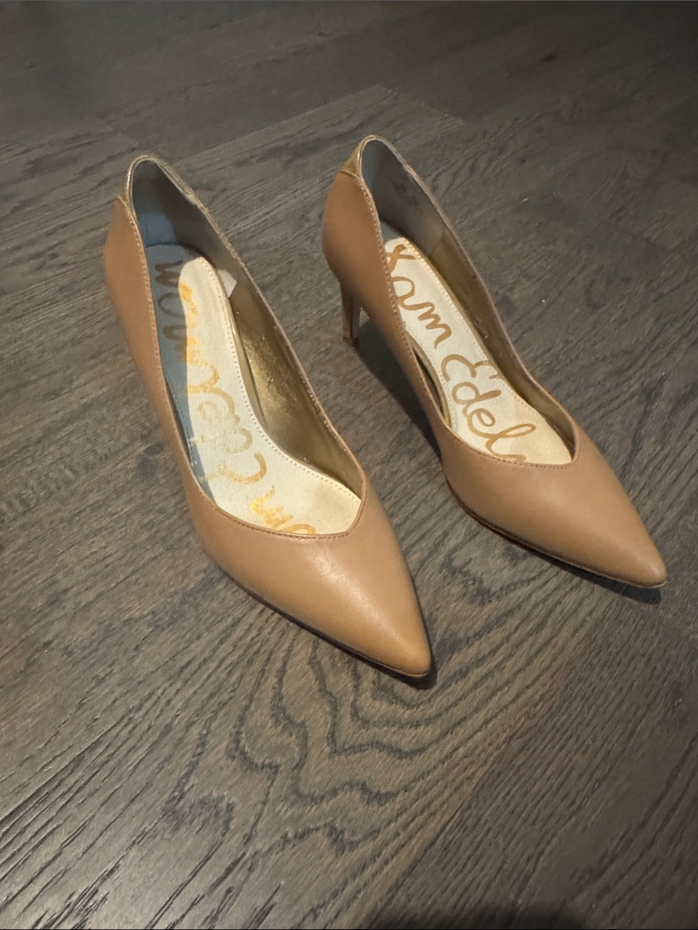 Sam Edelman Women's Tan Pointed Toe Pumps